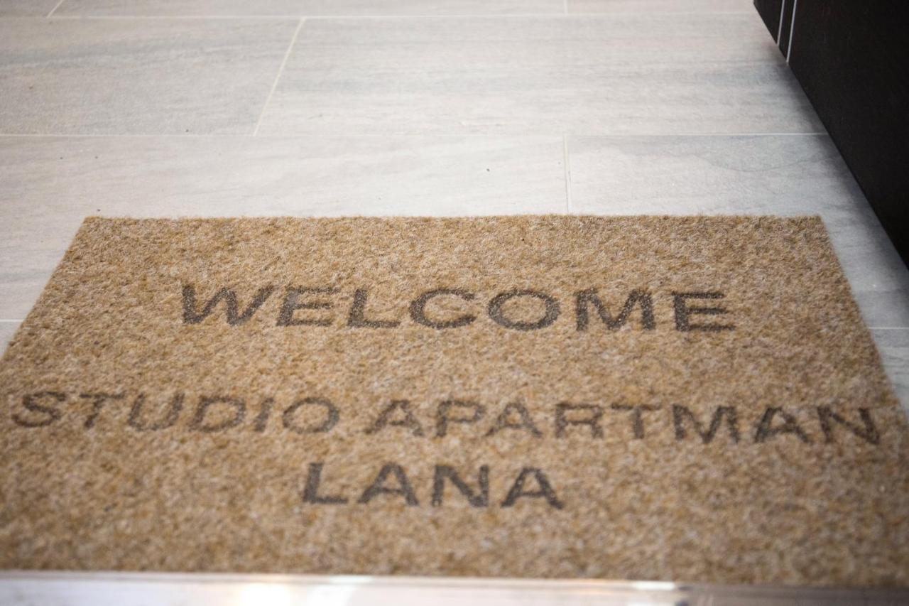 Apartman Lana โมสตาร์ ภายนอก รูปภาพ
